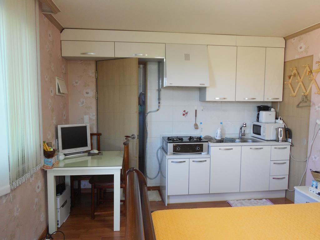 Elvis Bnb Incheon Rom bilde